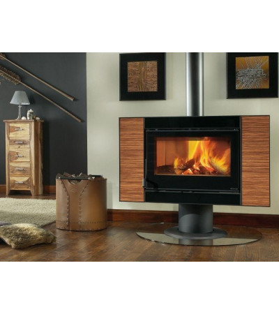 Piec wolnostojący Carillon 16:9 marki  LA NORDICA z kategorii Główna